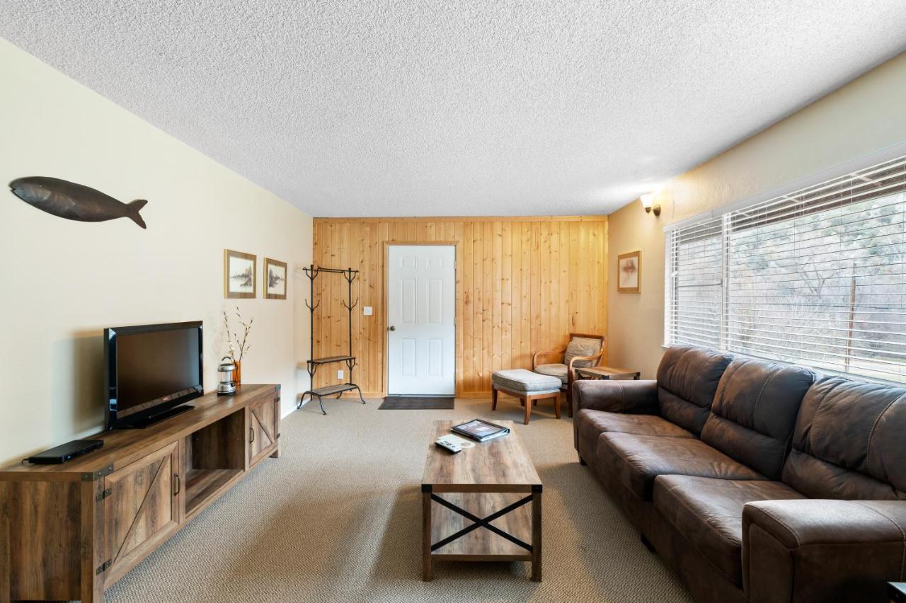 Indian Creek Lodge Douglas City ภายนอก รูปภาพ