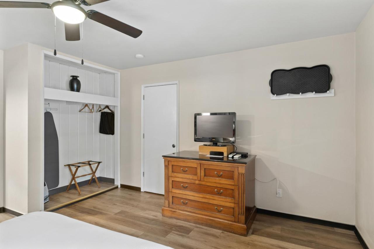Indian Creek Lodge Douglas City ภายนอก รูปภาพ