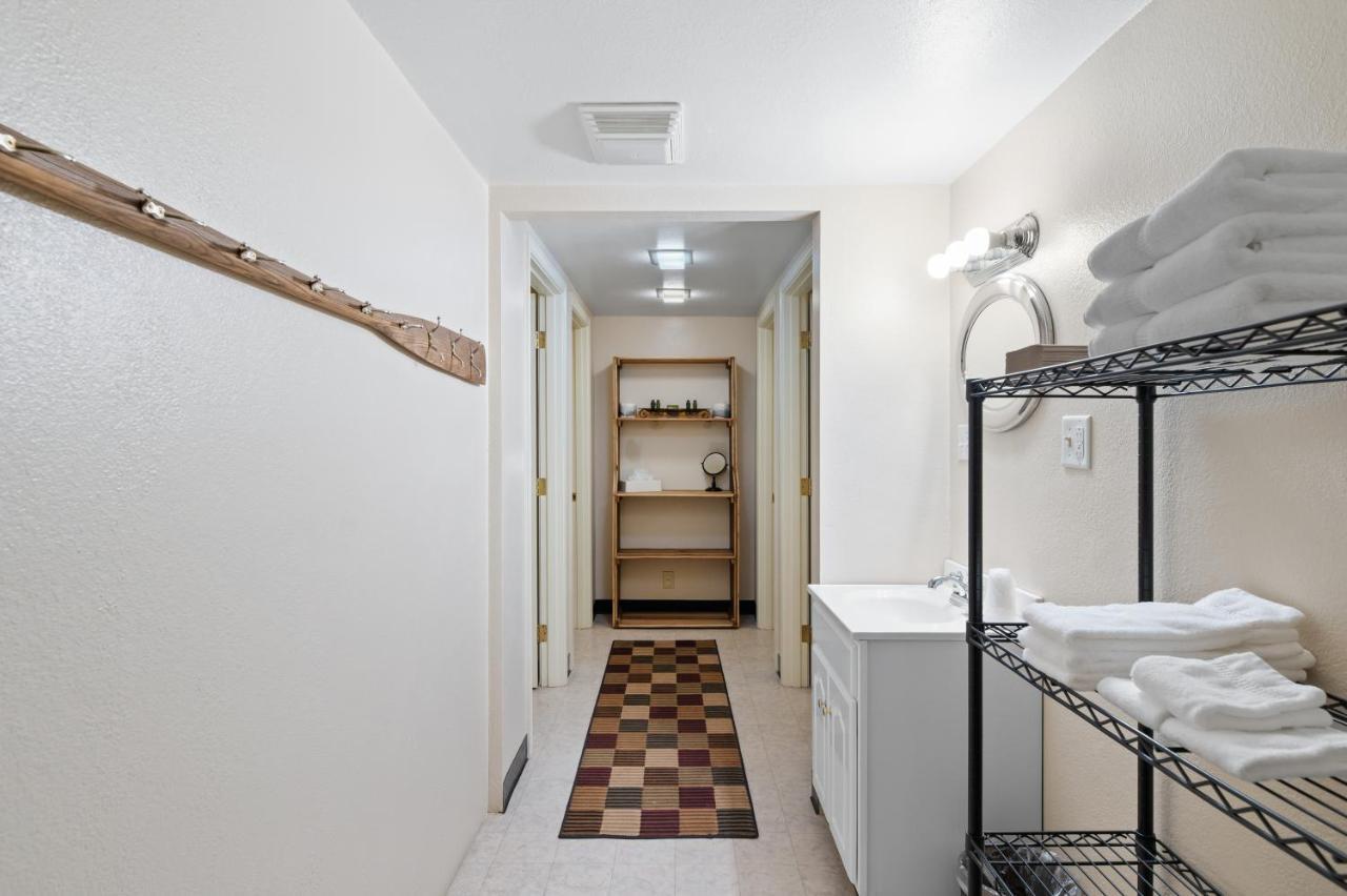 Indian Creek Lodge Douglas City ภายนอก รูปภาพ