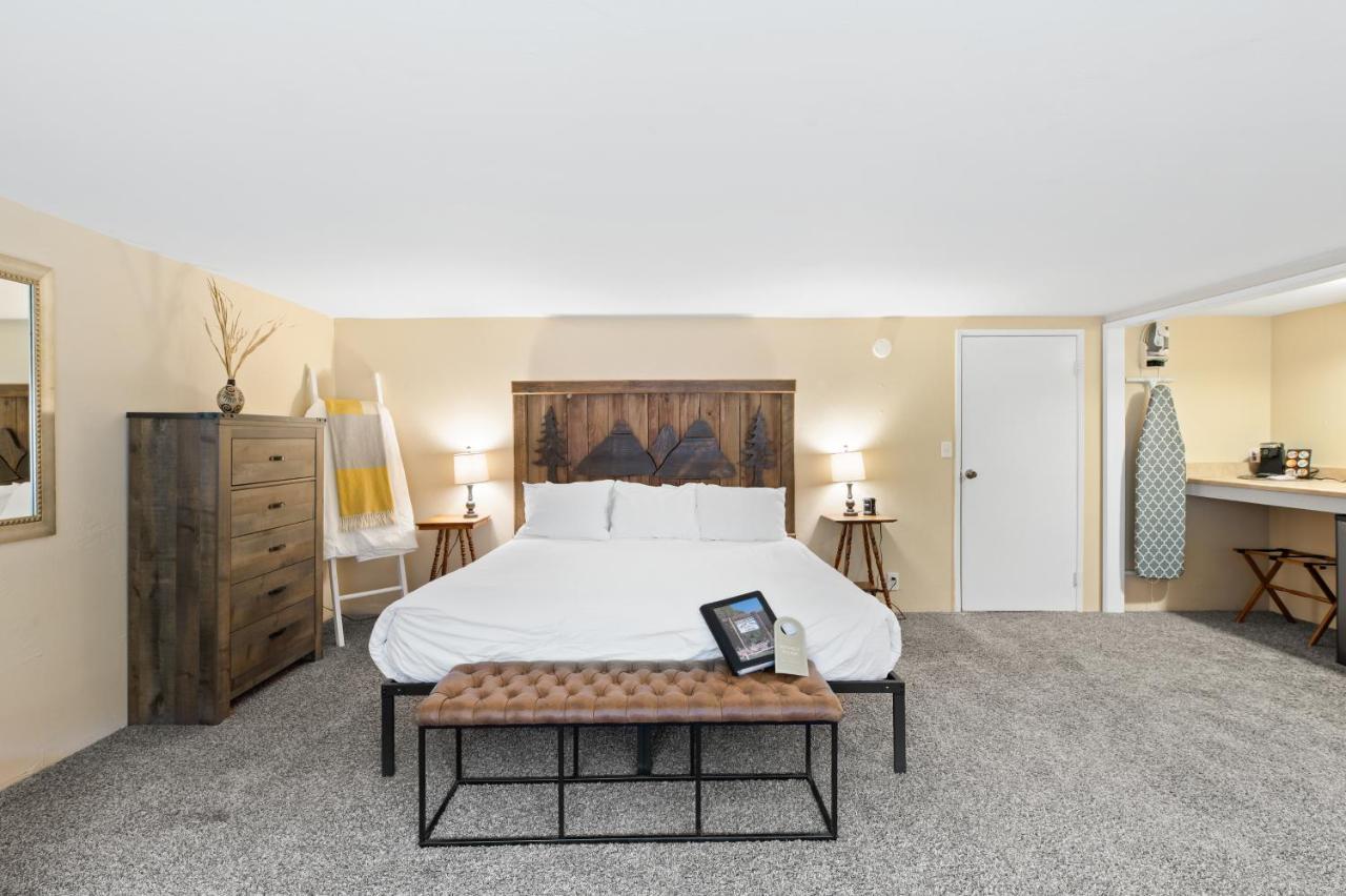 Indian Creek Lodge Douglas City ภายนอก รูปภาพ