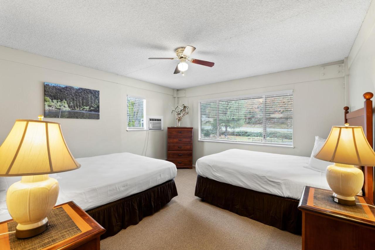 Indian Creek Lodge Douglas City ภายนอก รูปภาพ