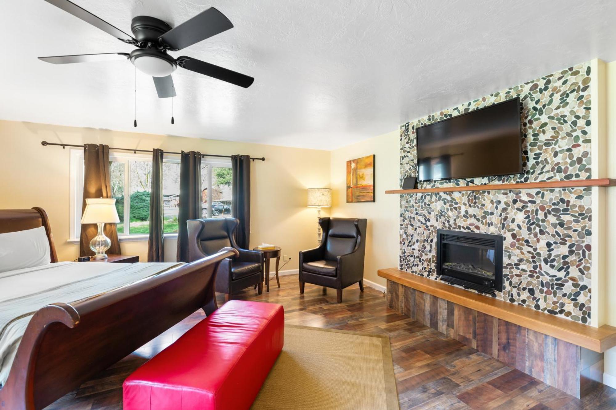 Indian Creek Lodge Douglas City ภายนอก รูปภาพ